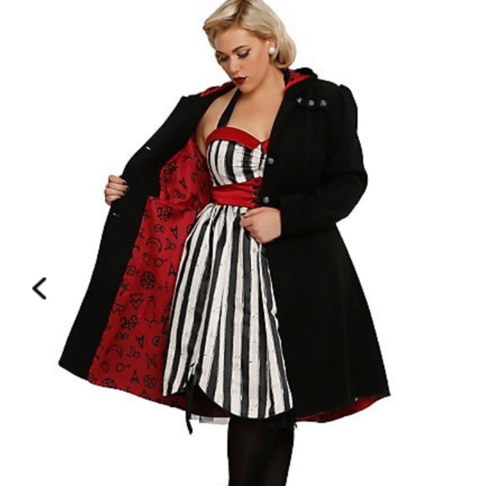 Hot topic American horror story corset back jacket